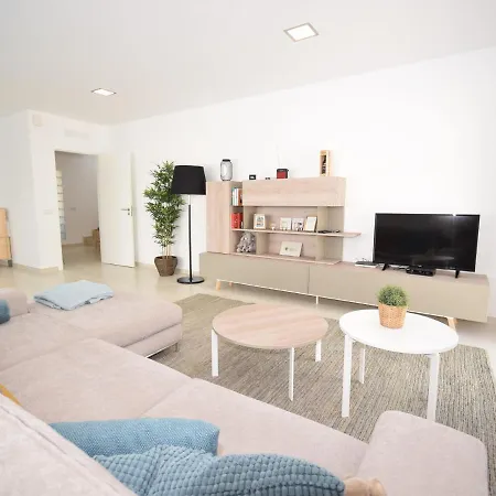 Modern With Private Pool Near The Beautiful Of Foz De Arelho Villa