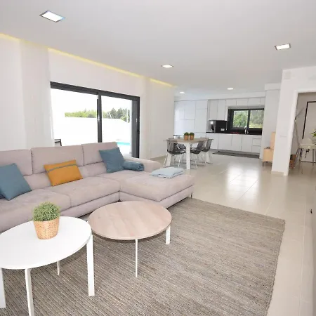 Modern With Private Pool Near The Beautiful Of Foz De Arelho * Nadadouro