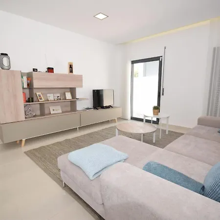 Modern With Private Pool Near The Beautiful Of Foz De Arelho * Nadadouro