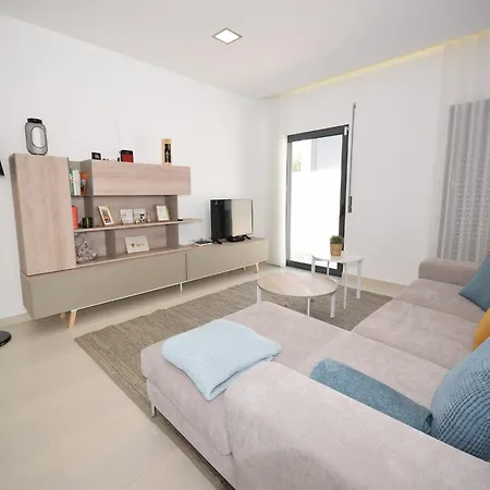 Villa Sunny Near Obidos W Beaches