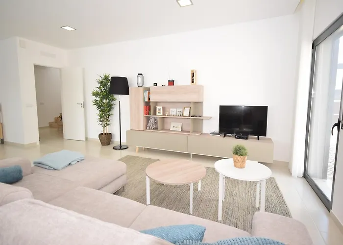 Sunny Near Obidos W Beaches *